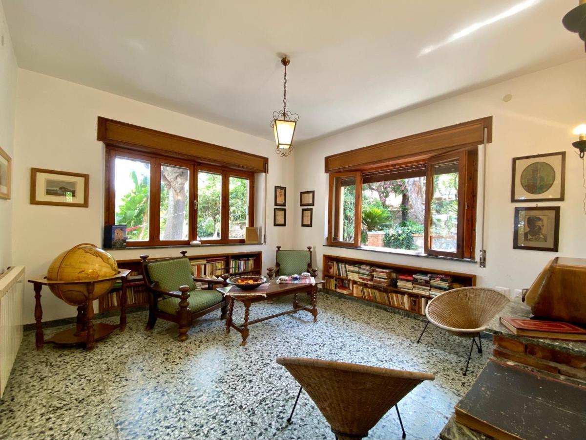 Villa Tana Pacenzia Cefalu Exterior photo