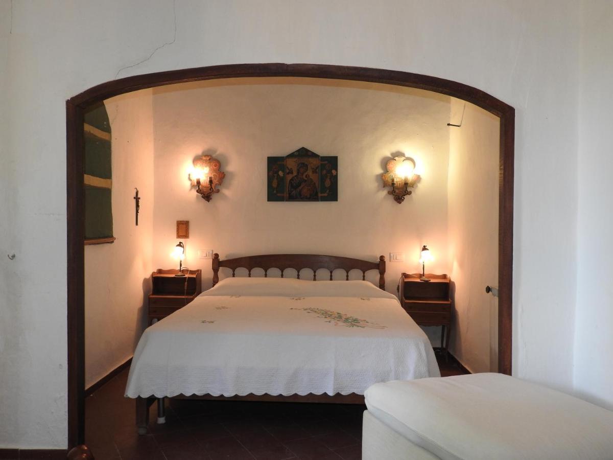 Villa Tana Pacenzia Cefalu Exterior photo