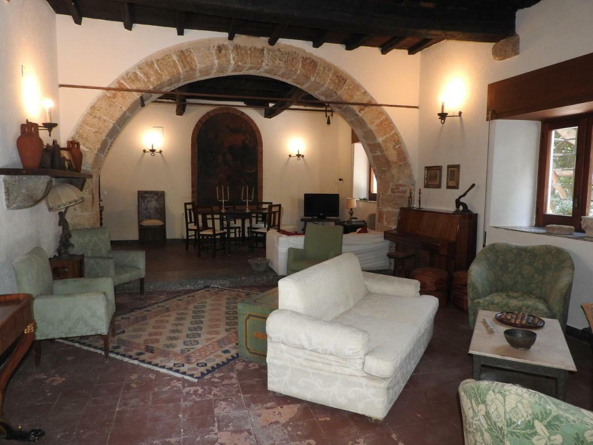 Villa Tana Pacenzia Cefalu Exterior photo